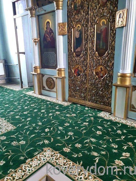 Полушерстяное ковровое покрытие в храм с укладкой в алтарь на солею и дорожка Полушерстяное ковровое покрытие в храм с укладкой в алтарь на солею и дорожка